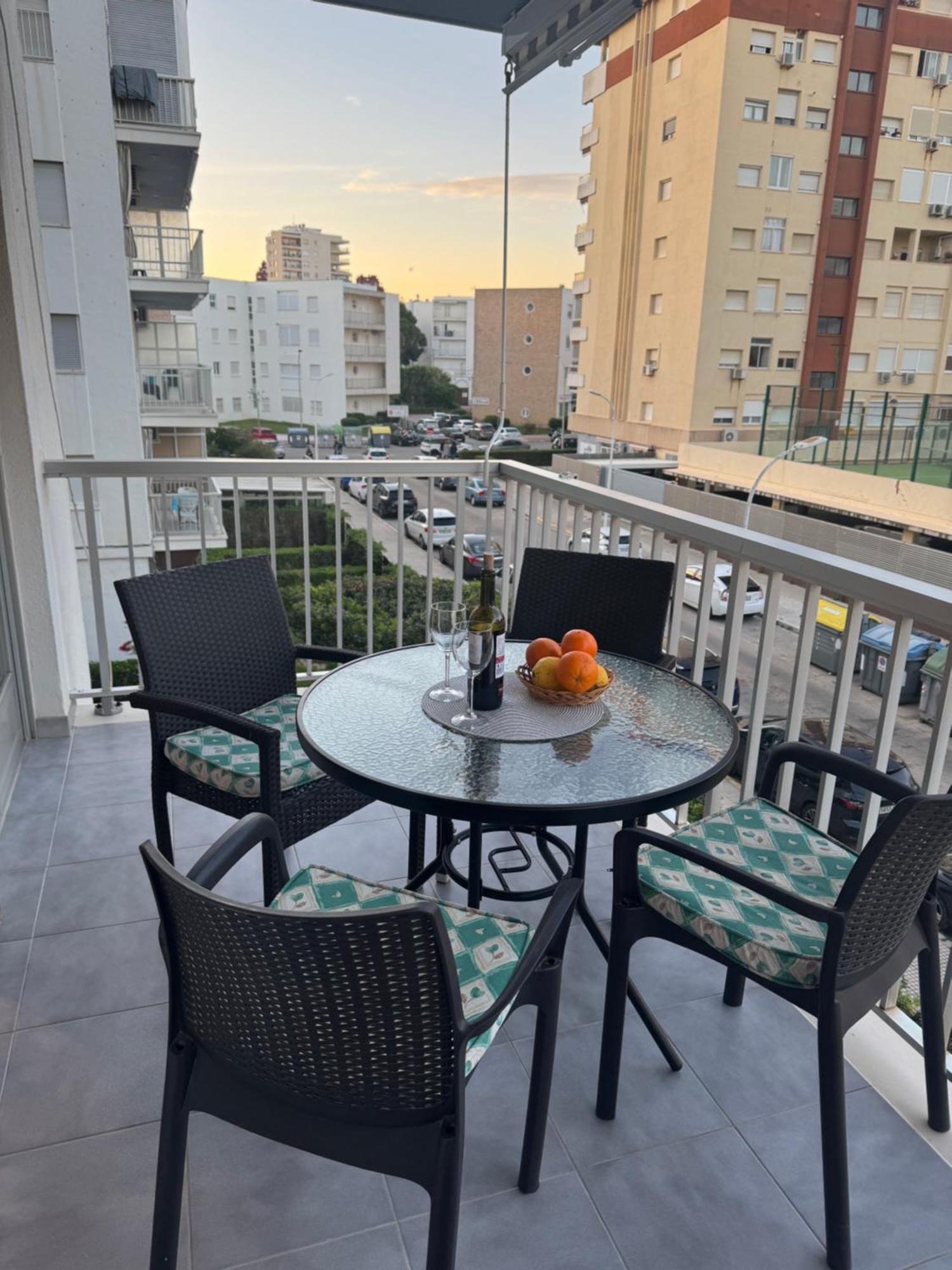 Lovely Family Apartment 2 Min. From The Beach Playa de Gandia Buitenkant foto